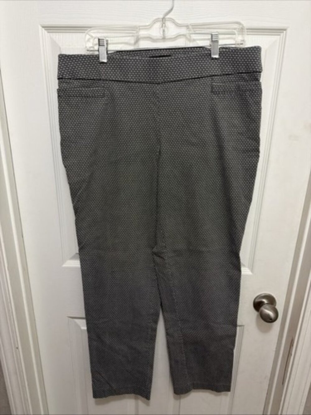 LIZ CLAIBORNE EMMA CLASSIC ANKLE PANTS  14